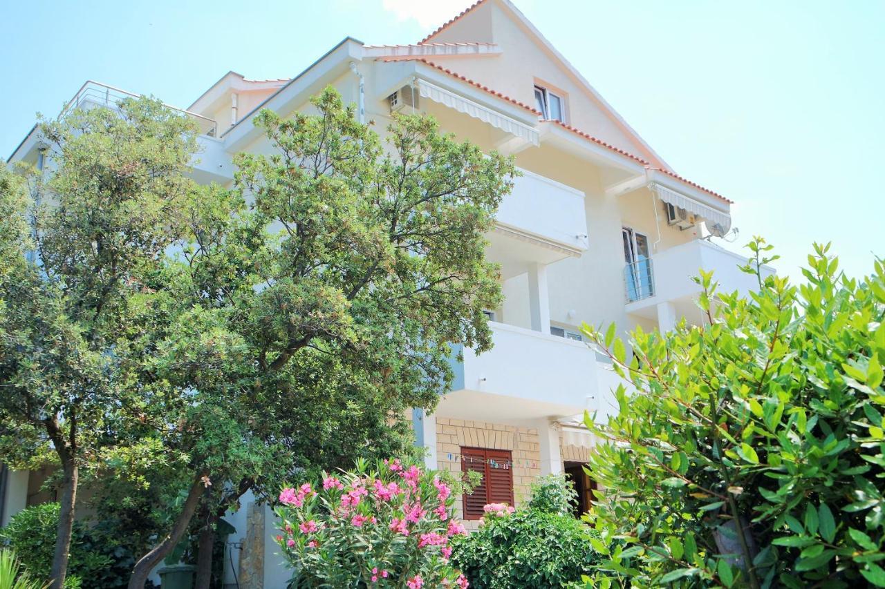 Lenka Apartments II Новалья Экстерьер фото